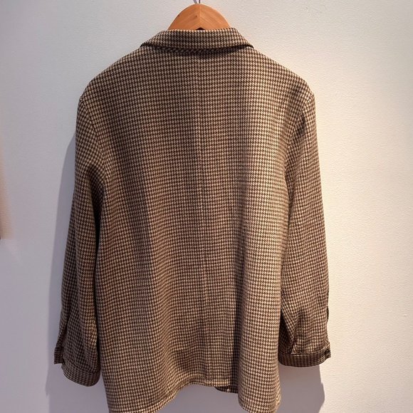 Men's Houndstooth Shirt Jacket - Picture 2 of 4